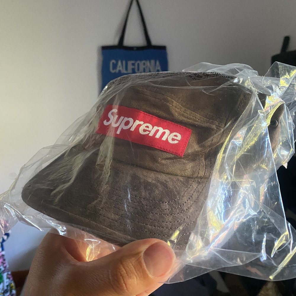 SUPREME SS/23 Suede 5 Panel Hat